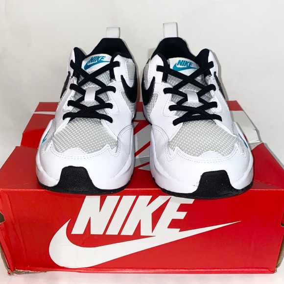 Nike Air Fusion 3Y Sneakers - Picture 6 of 8